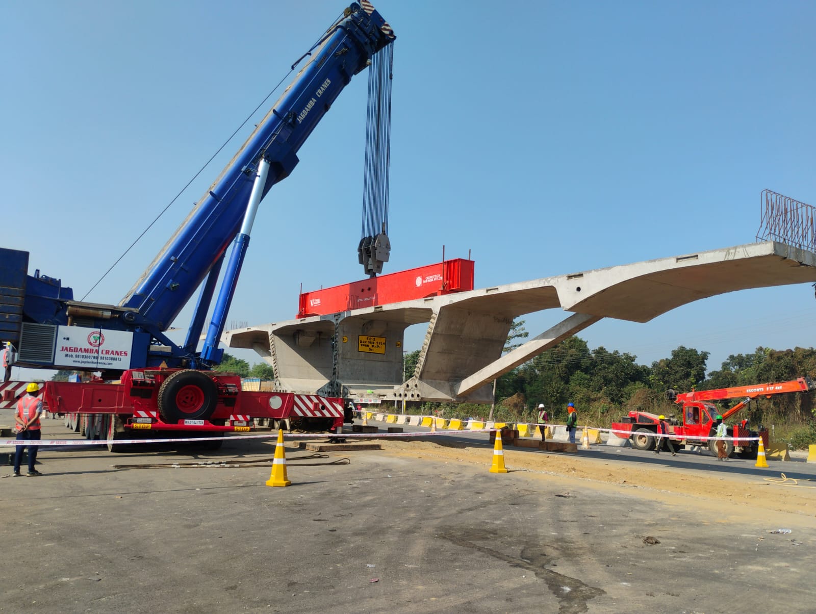 crane hire delhi